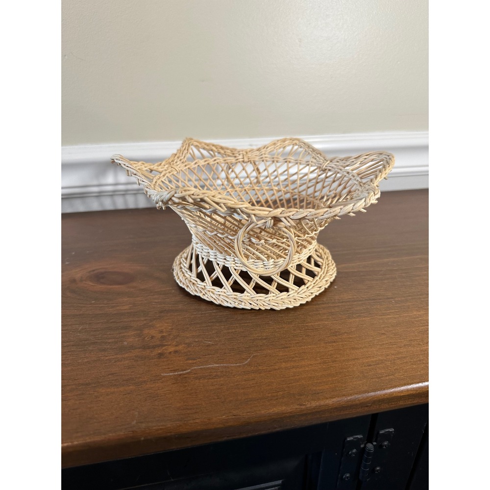 Vintage Woven Wicker Star Basket Pedestal Boho Decorative Bowl Natural Tan